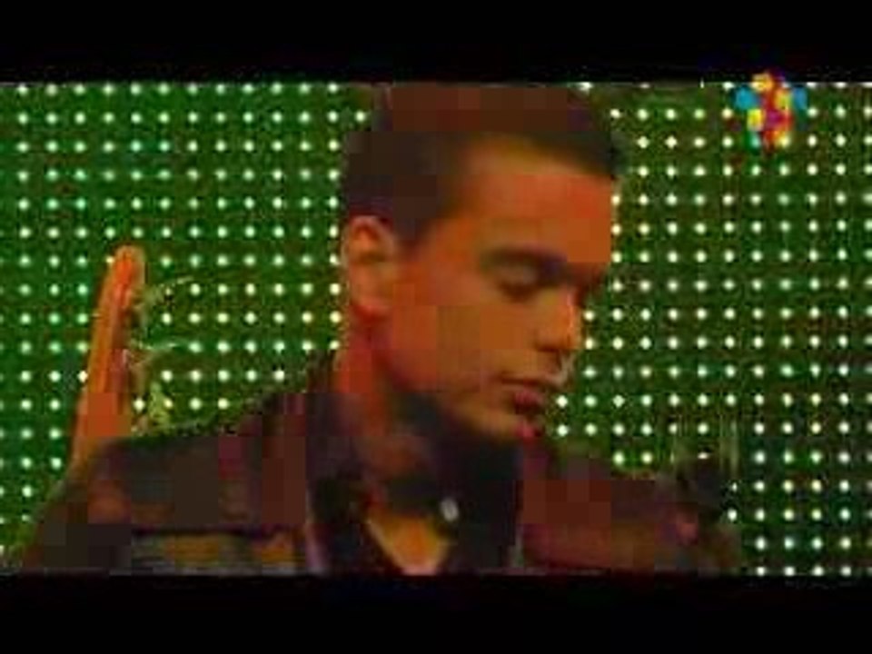 Najim rend hommage à Cheikha Rimitti