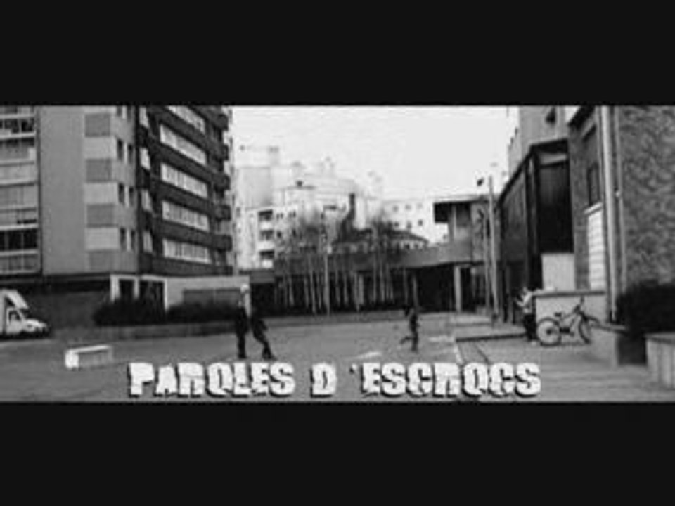 les vrais escrocs sont en costards