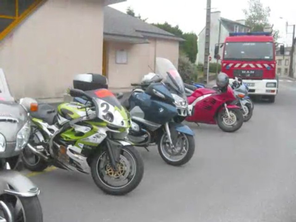 Video raid des oasis 2009 les pistons du leon