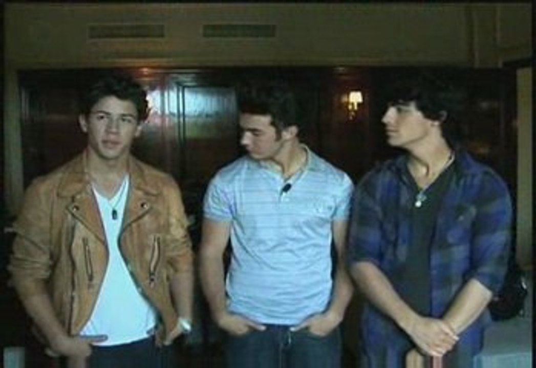 Larry King Live Jonas Brothers Exclusive