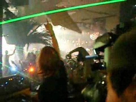 mix david guetta au pacha ibiza avec nrj