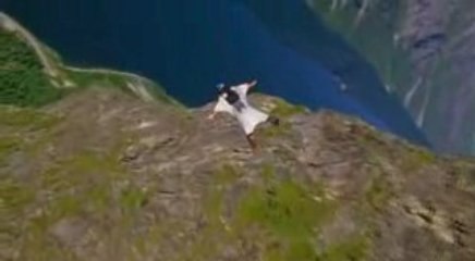 Ski Base Jumping