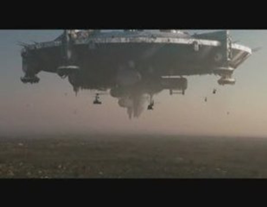 District 9 Bande Annonce