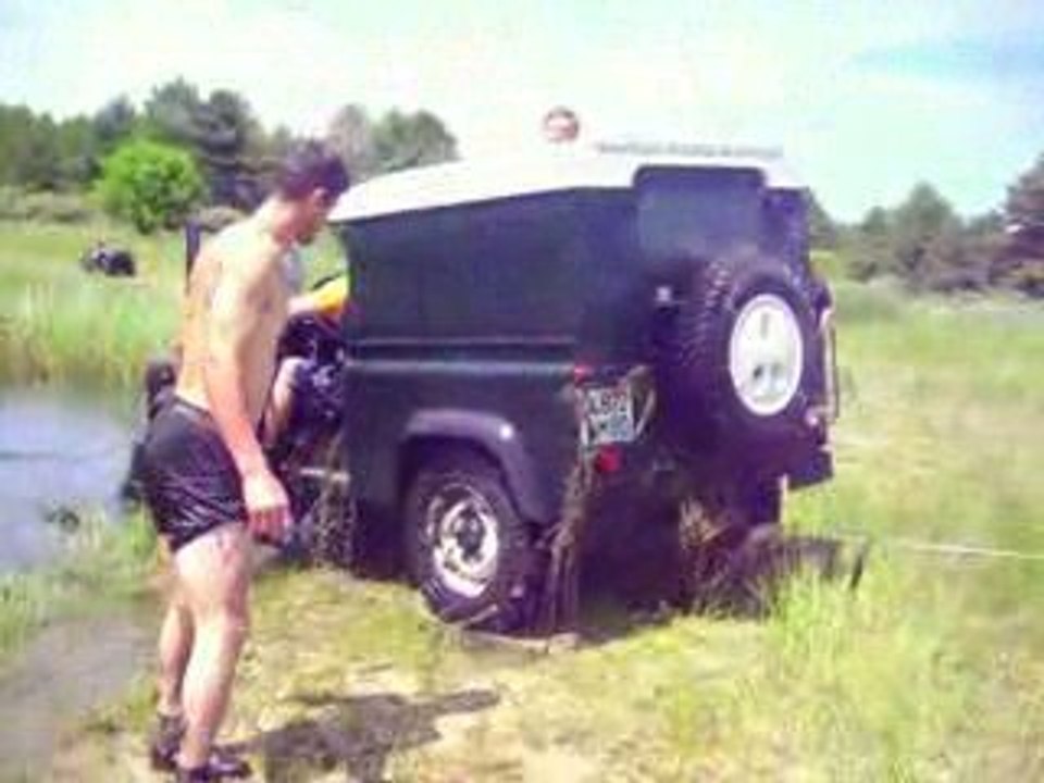 un defender qui fait glouglou au marquenterre