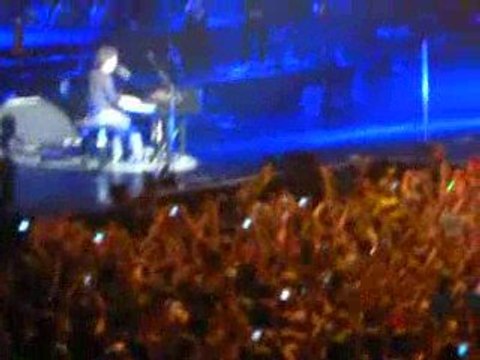 Concert Jonas Brothers A little bit a longer