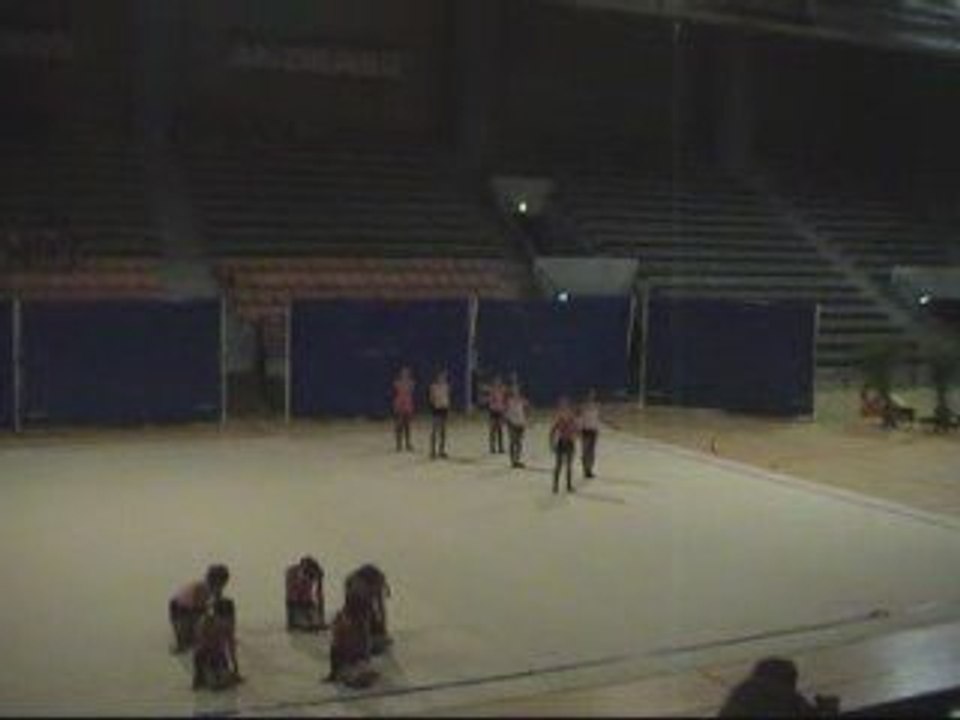 Gala 2008 danse 8 - les Poupées Rock'N'Roll