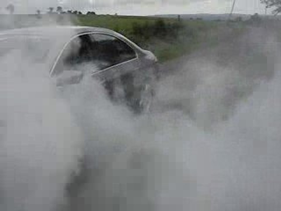 burn avec 607 HDi, c'est pas une saxo VTS lol