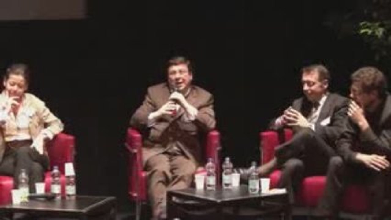 Consultant- Table ronde