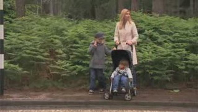 Lewis Hamilton races Heikki Kovalainen