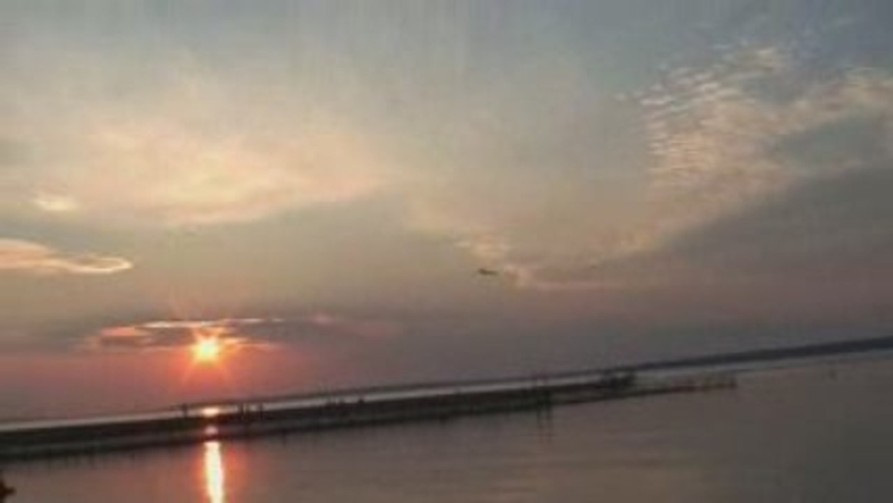 Intense RC Plane at the Lake - Classroom Fighters Zero 2