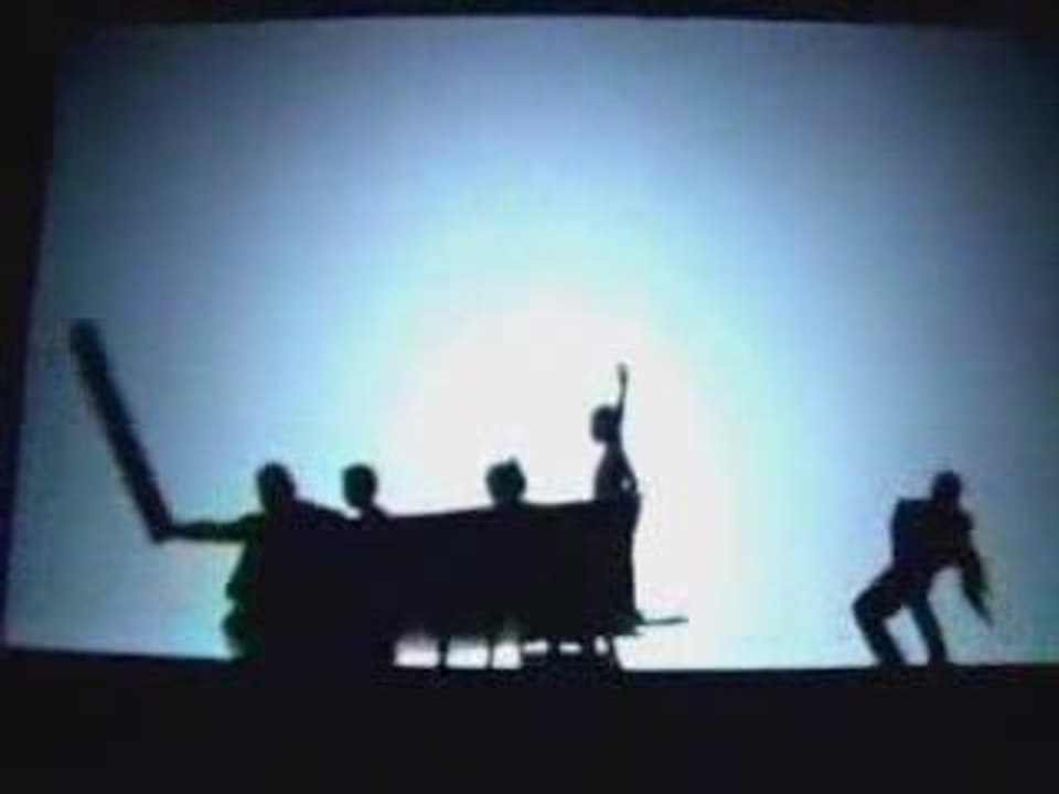A theatrical take on shadow puppets ( pilobolus )