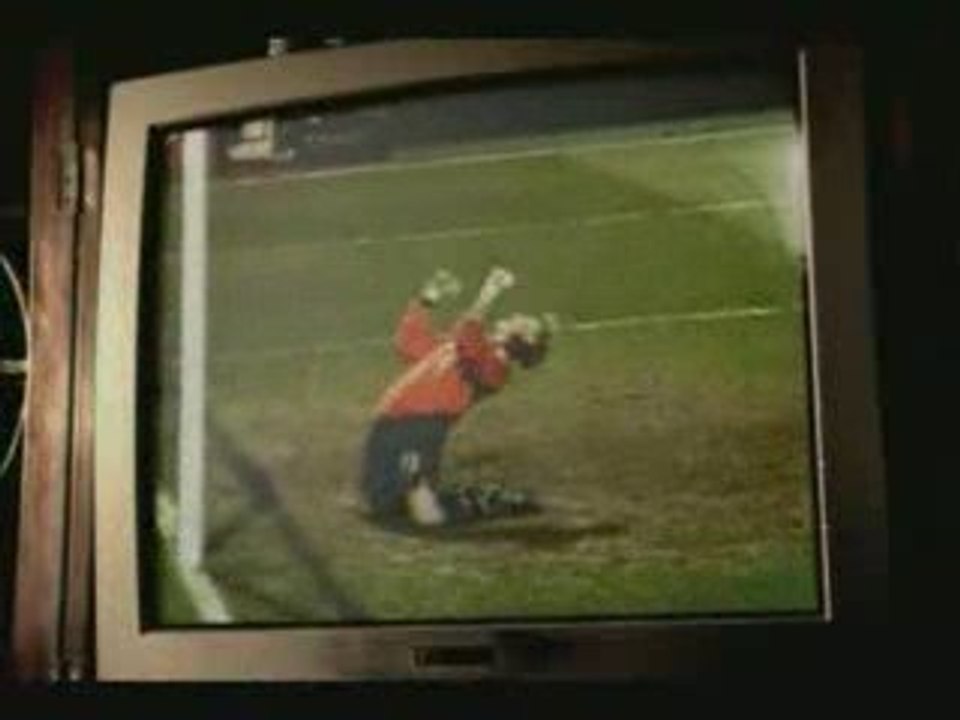 Clip Gag Chat Foot Bacardi