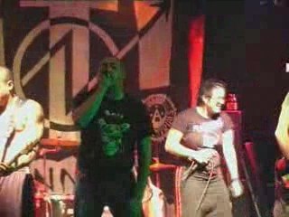 Sons de lucha koslow : violence du chaos