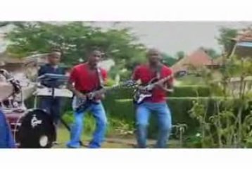 PERLE NOIRE Tsy mila kivy