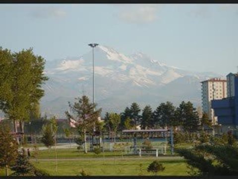 Kayserinin Gözbebegi Erciyes & Arif Sag Yol ver daglar
