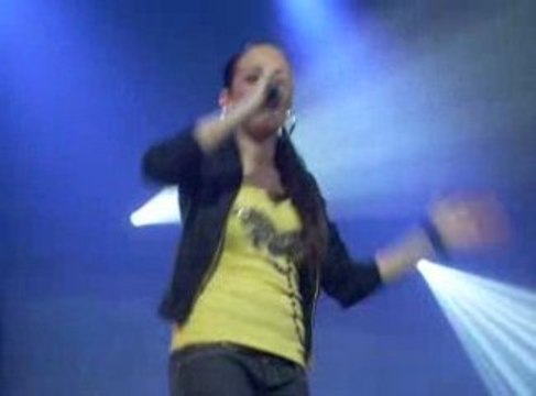 Kenza Farah au Zenith de Paris