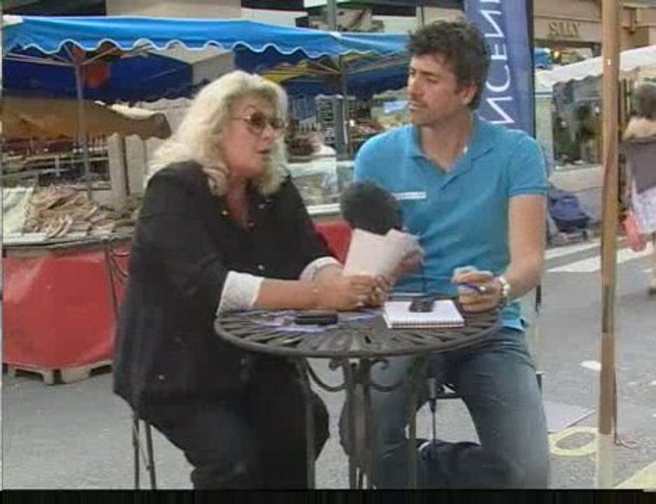 Vincennes: en direct depuis la braderie avec Etty Roten.