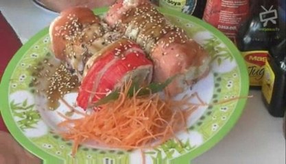 El sushi es muy rico en Sushi Dai