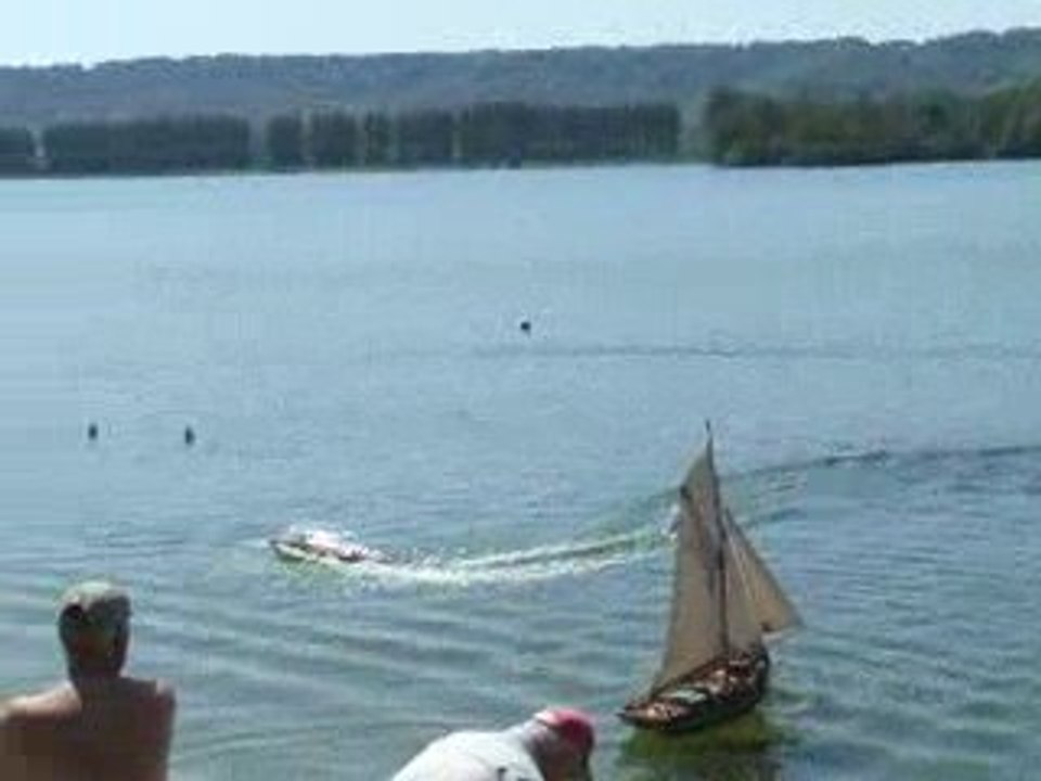 Vidéo Jumièges 31 05 09 (RIVA 1 m)