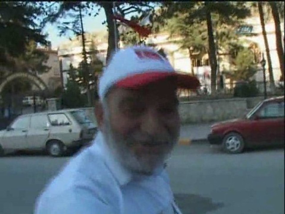 Dedeler Torunları İle Birlikte Yarıştı...