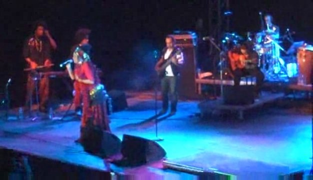 Ojos De Brujo Likavitos 17-6-09