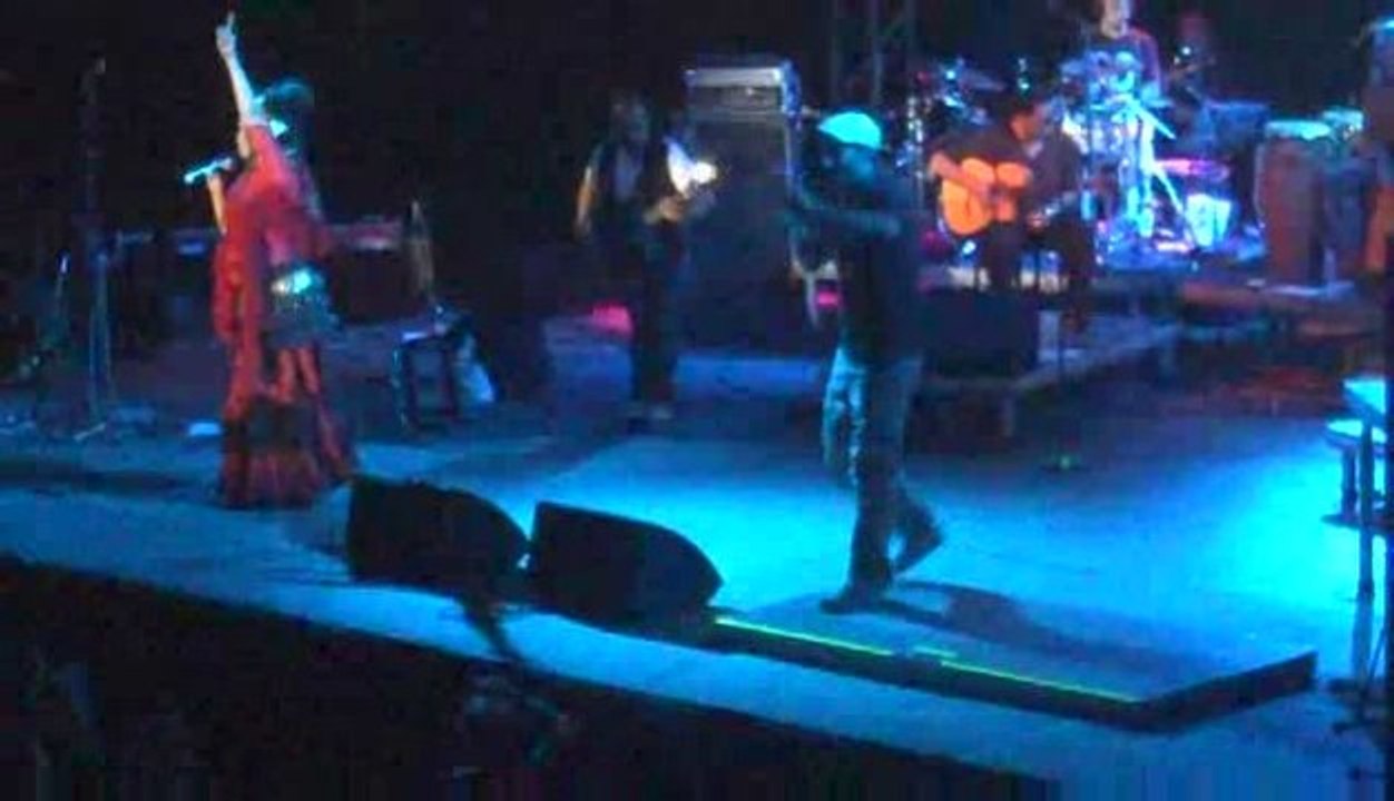 Ojos De Brujos Live 09 Greece