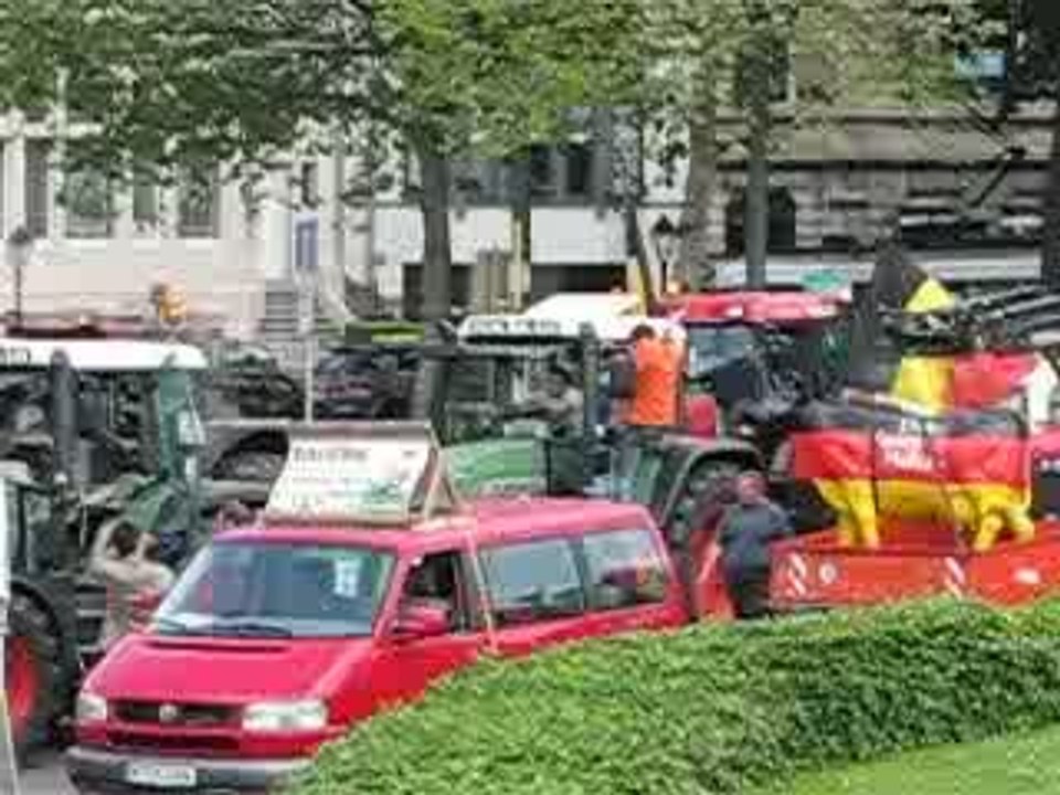 Manifestation agricole: les tracteurs entrent dans Bruxelles