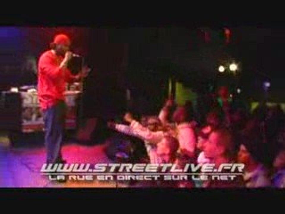 Nubi au street live show