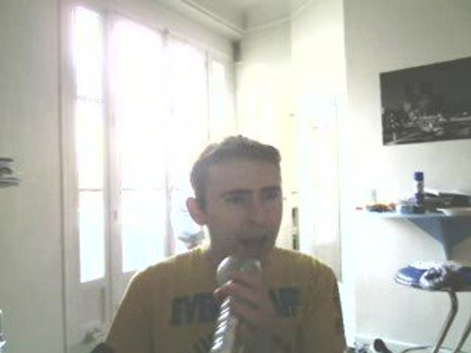 Wiwi égratigne "Une rose dans le désert"