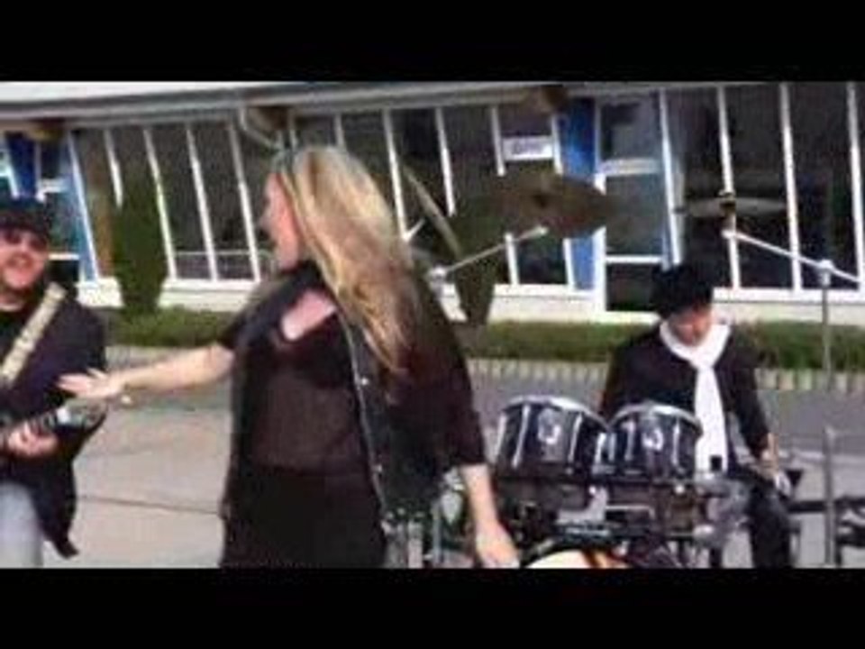 Hella Donna - Only You