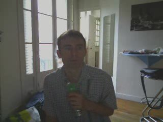 Wiwi égratigne "Young turks"