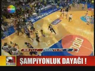 Fener-Efes Maç sonu çıkan olaylar...