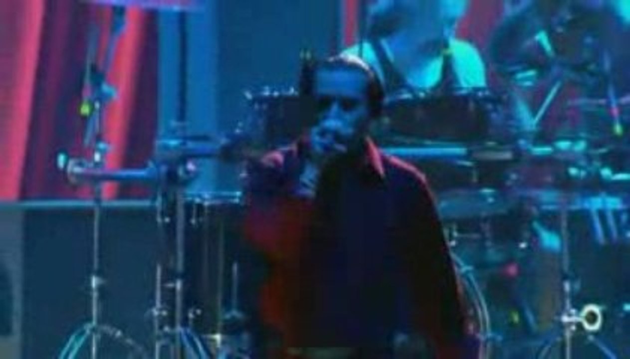 FAITH NO MORE - Last Cup Of Sorrow (Download Festival 2009)