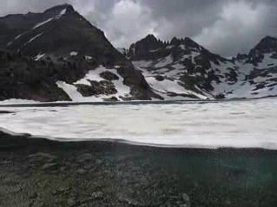 Le lac Nègre au dégel