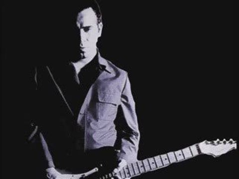 Haluk Levent - İçimde Ölen Biri Var