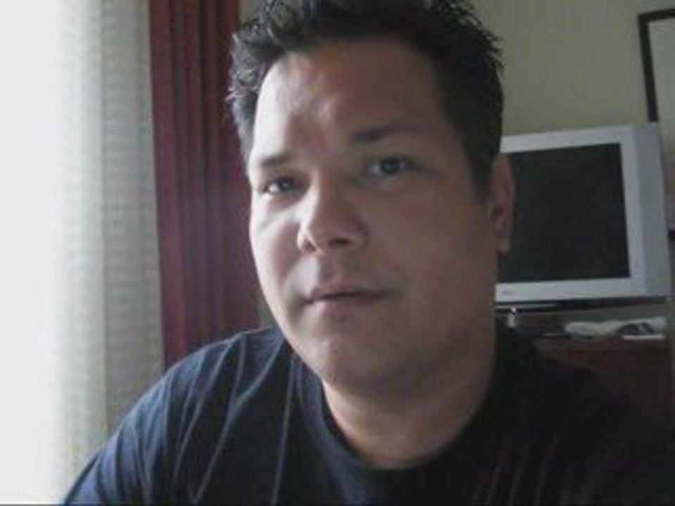 Re: Obama Swats Fly during CNBC Interview , UFOs WTF?!