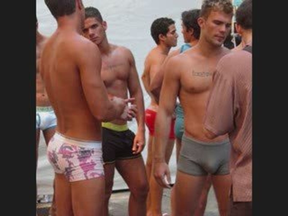 Hot Hunks!