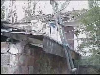 DOWN SENDROMU OLAN OĞLUM AHMET BURAK AVCI KAPIDA DURURKEN