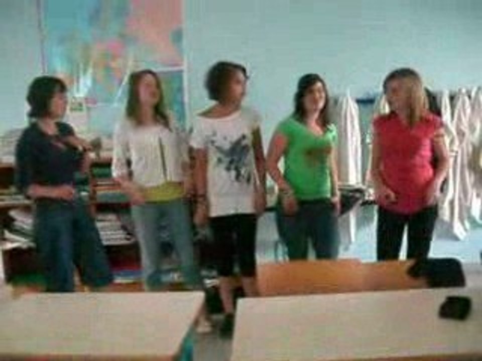 Des folles parmis d'autes