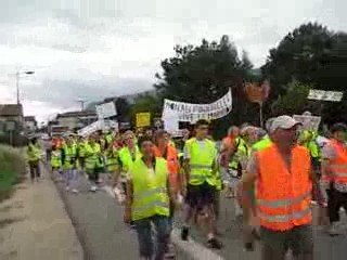 Non au poulailler industriel de 180 000 poules à côté de not