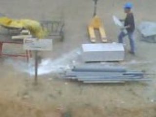 Bombe plâtre chantier nouvel hopital dEvreux