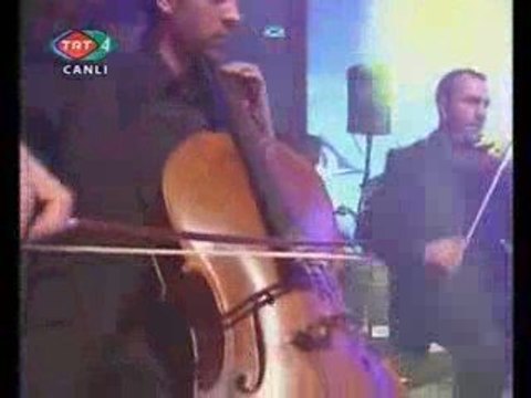 ZARA -Derdim çoktur hangisine yanayım