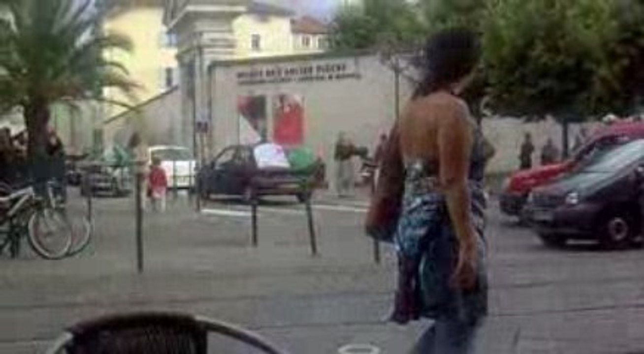 ZAMBIE 0-2 ALGERIE la joie a grenoble signe par RAIS