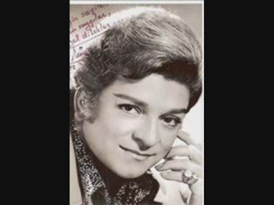 Zeki Müren - 0dam Kireç Tutmuyor