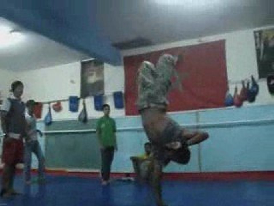 complication of freerunning pk and tricks powermoves