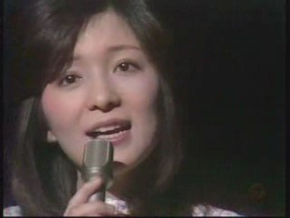 赤いハイヒール　　太田裕美