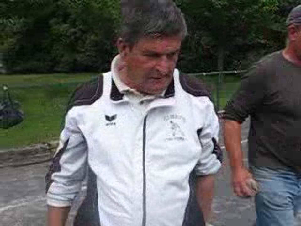 partie de boules à Glageon