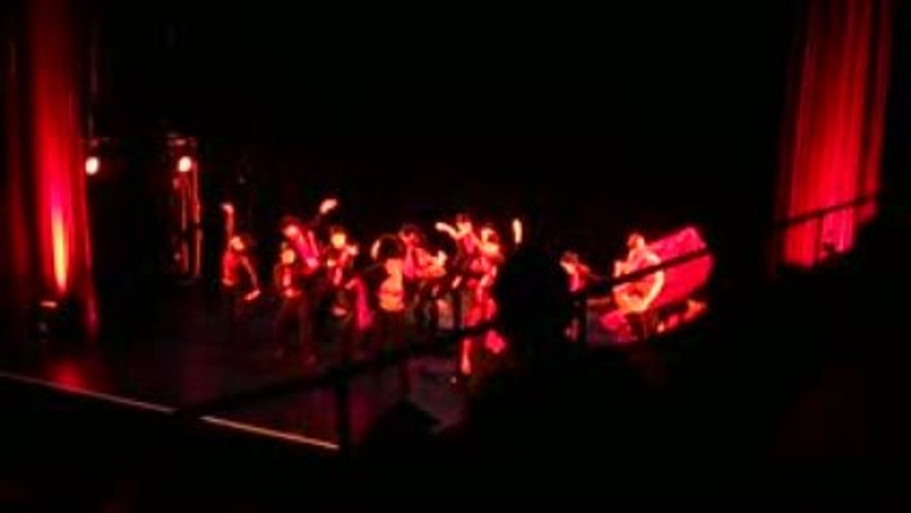 Jennifer Clavier dans Chicago [20.06.2009]
