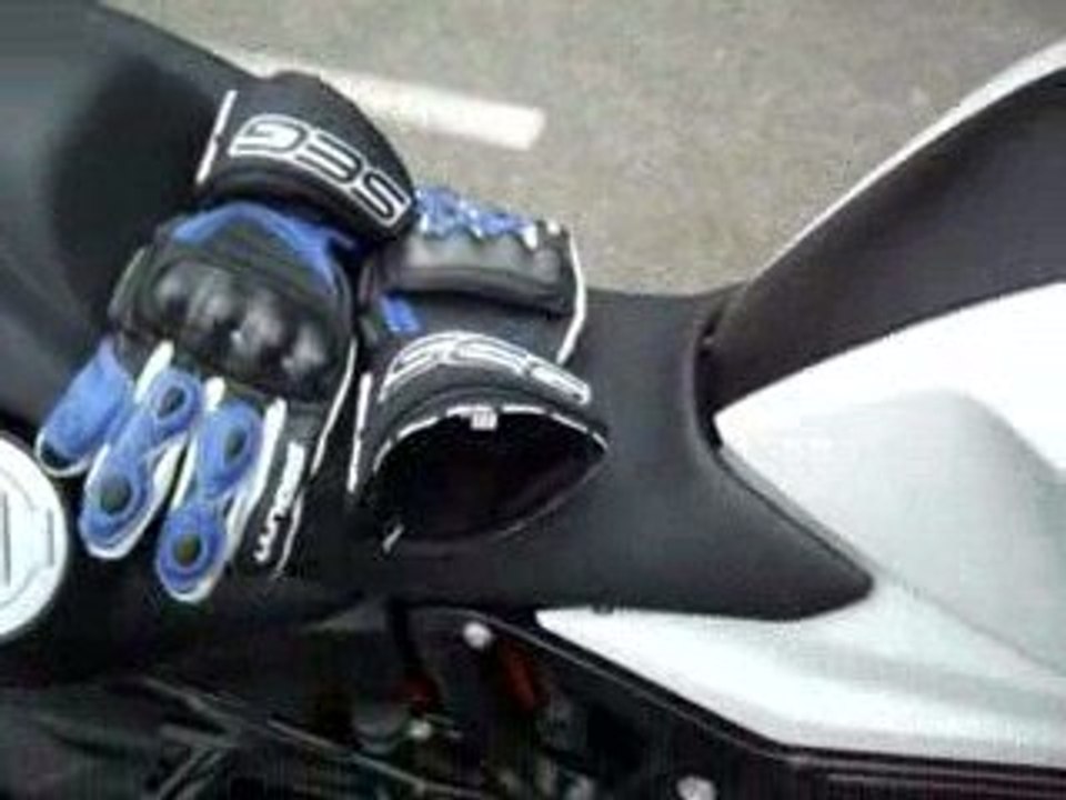 BMW F800R son échappement origine