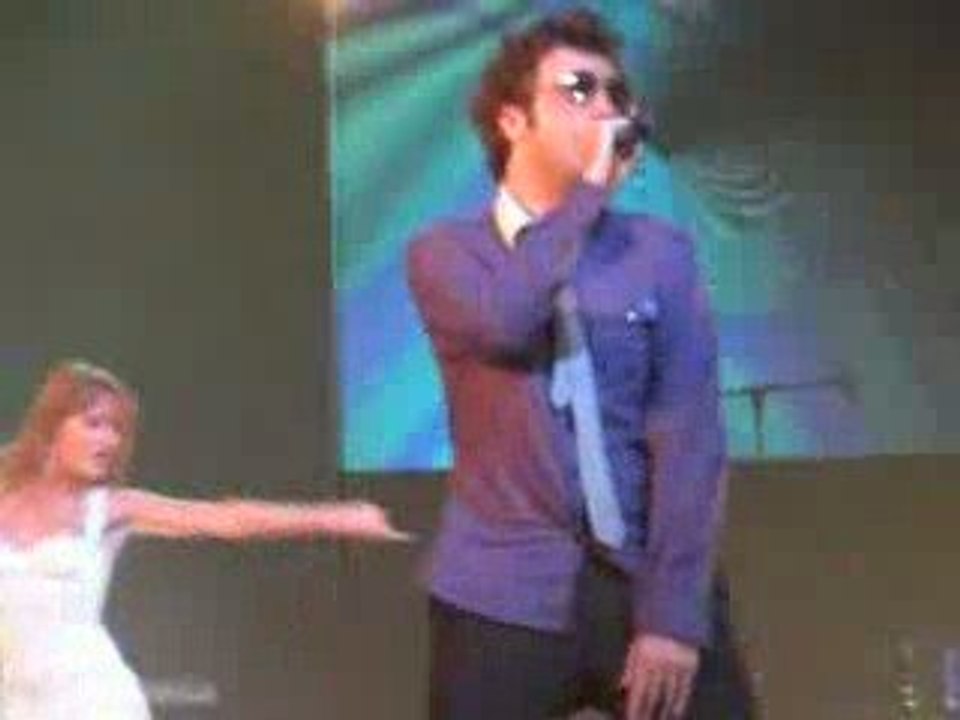 Helmut Fritz - Carrefour de star (Champagne FM) Extrait